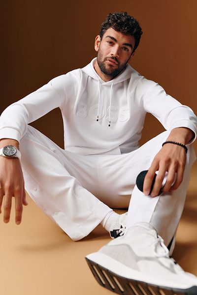 نجم التنس الإيطالي ماتيو بيريتيني يطرح قطعاً من تعاونه الجديد مع BOSS
